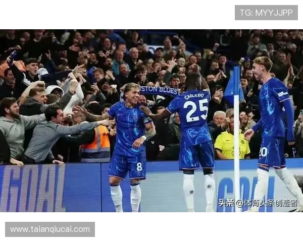 西媒称维蒂尼亚合同含9000万欧解约金皇马明夏或出手密切关注动向